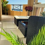 Daire Balcon Vue Mer L Plage A 100M L Balneo L Parking Cannes